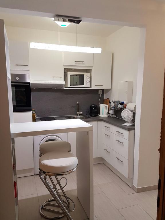 Apartment Am Kaiserplatz Düren - Eifel Esterno foto
