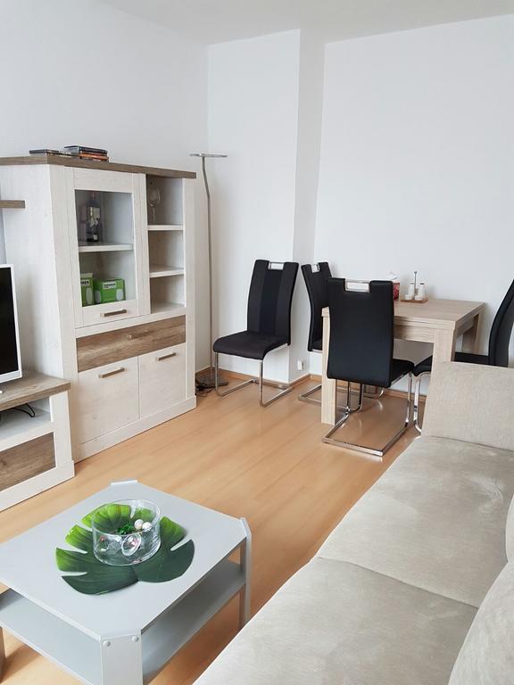 Apartment Am Kaiserplatz Düren - Eifel Esterno foto